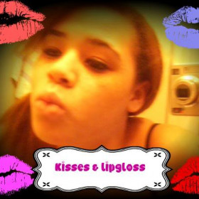 lipgloss_amp_kisses